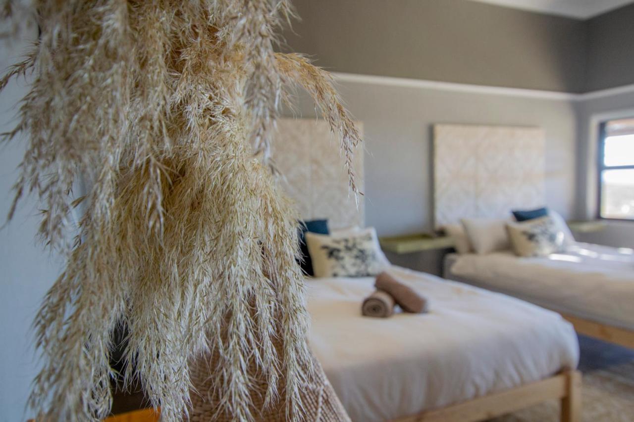 Desert Wind Private Guest And Game Farm Montagu Ngoại thất bức ảnh